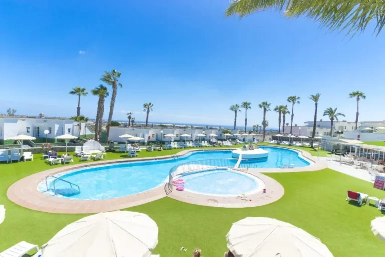 Spain: Gran Canaria Family Of 4 Peak Summer All‑Inclusive – 7 Nights From £2,241 Total! Flights, Hotel, Luggage & Transfers