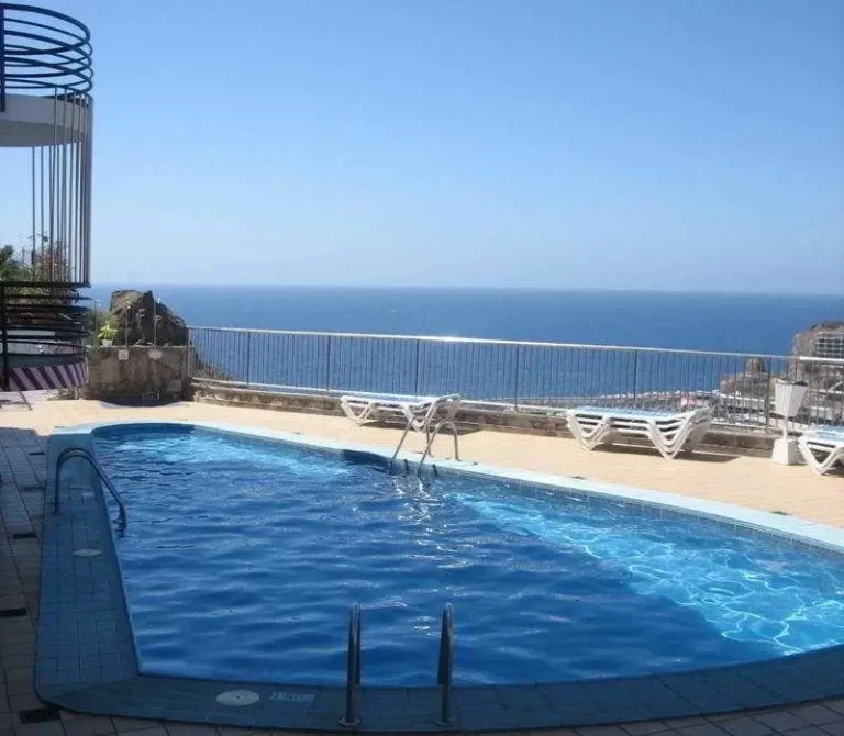 Spain: Gran Canaria Family of 3 – Self‑Catering – 7 Nights From JUST £796 Total! Flights, Hotel, Luggage & Transfers Included