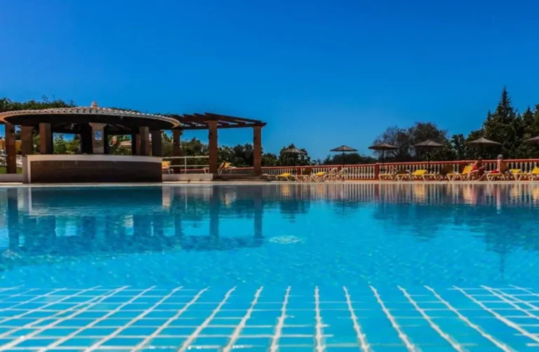 Portugal: ALGARVE WINTER SUN DEAL FOR 2 ADULTS – 7 NIGHTS FROM £677 TOTAL