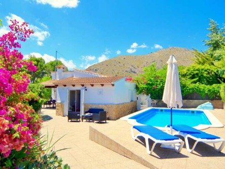 Villa: Alcudia Luxury Villa Holiday For 2 Adults + 2 Children – 7 Nights From £432pp